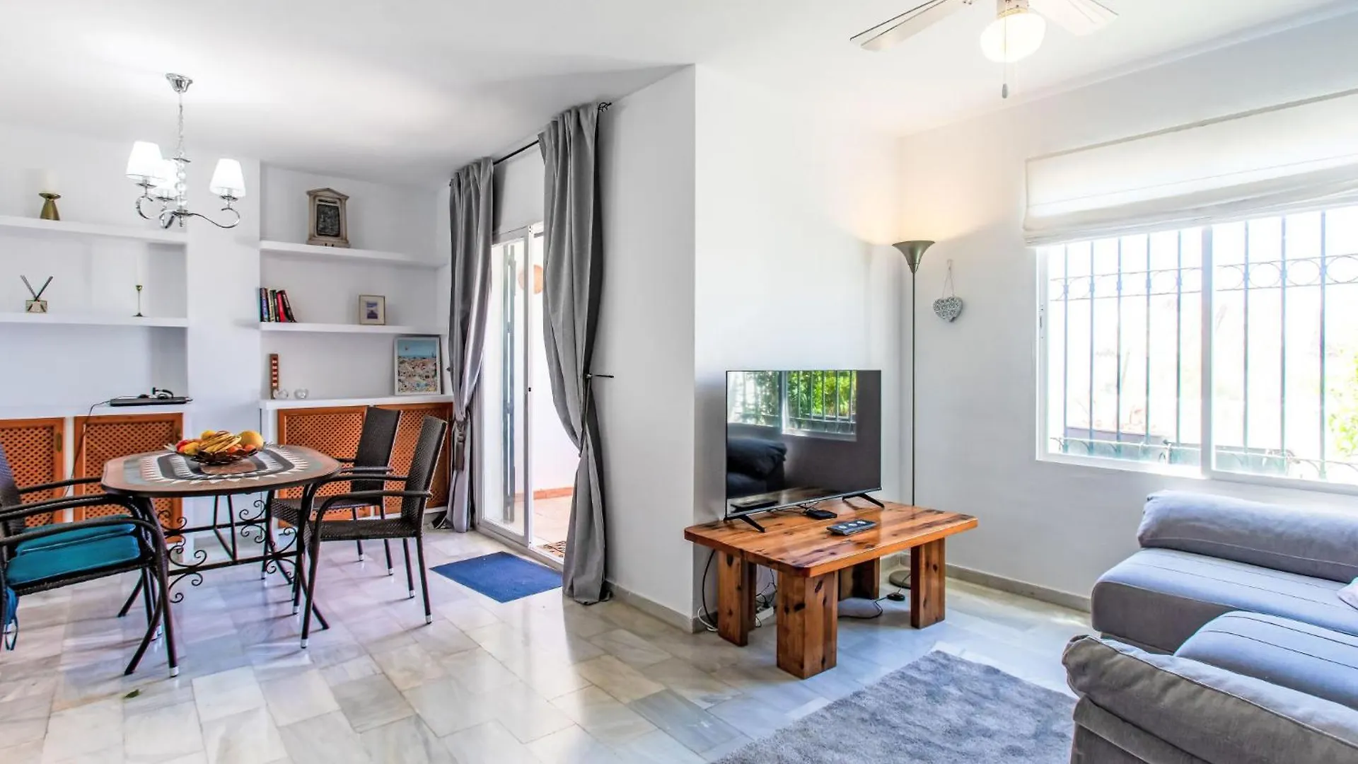 Holiday Home Los Almendros By Interhome Rincón de la Victoria